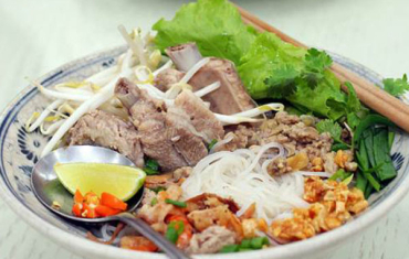 Hủ Tiếu Sườn Khô